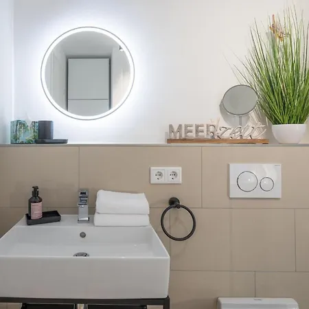 N14 Direkt Am Nordseedeich Mit Blick Auf Den *